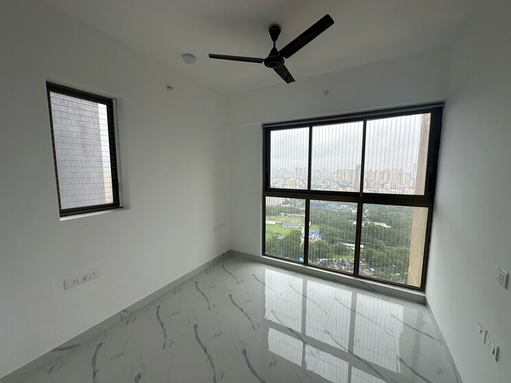 Room, raymond-realty-phase-ii 2 Bedroom 635 Sq.Ft. Apartment In Swastik Garden Thane 9092521