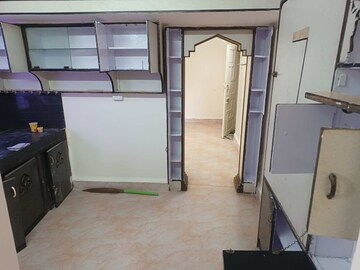 Team Area in 2 BHK Apartment at Runwal Park, Gultekdi – for Rent