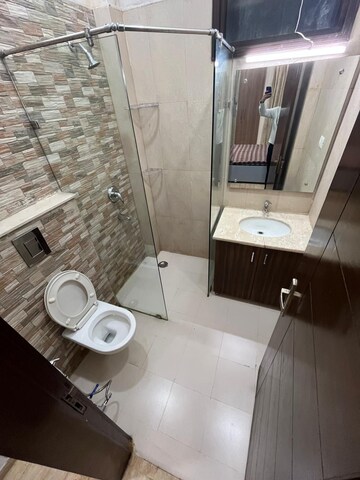Bathroom in 4 BHK Builder Floor at Gupta Awas, Sector 43 – for Rent