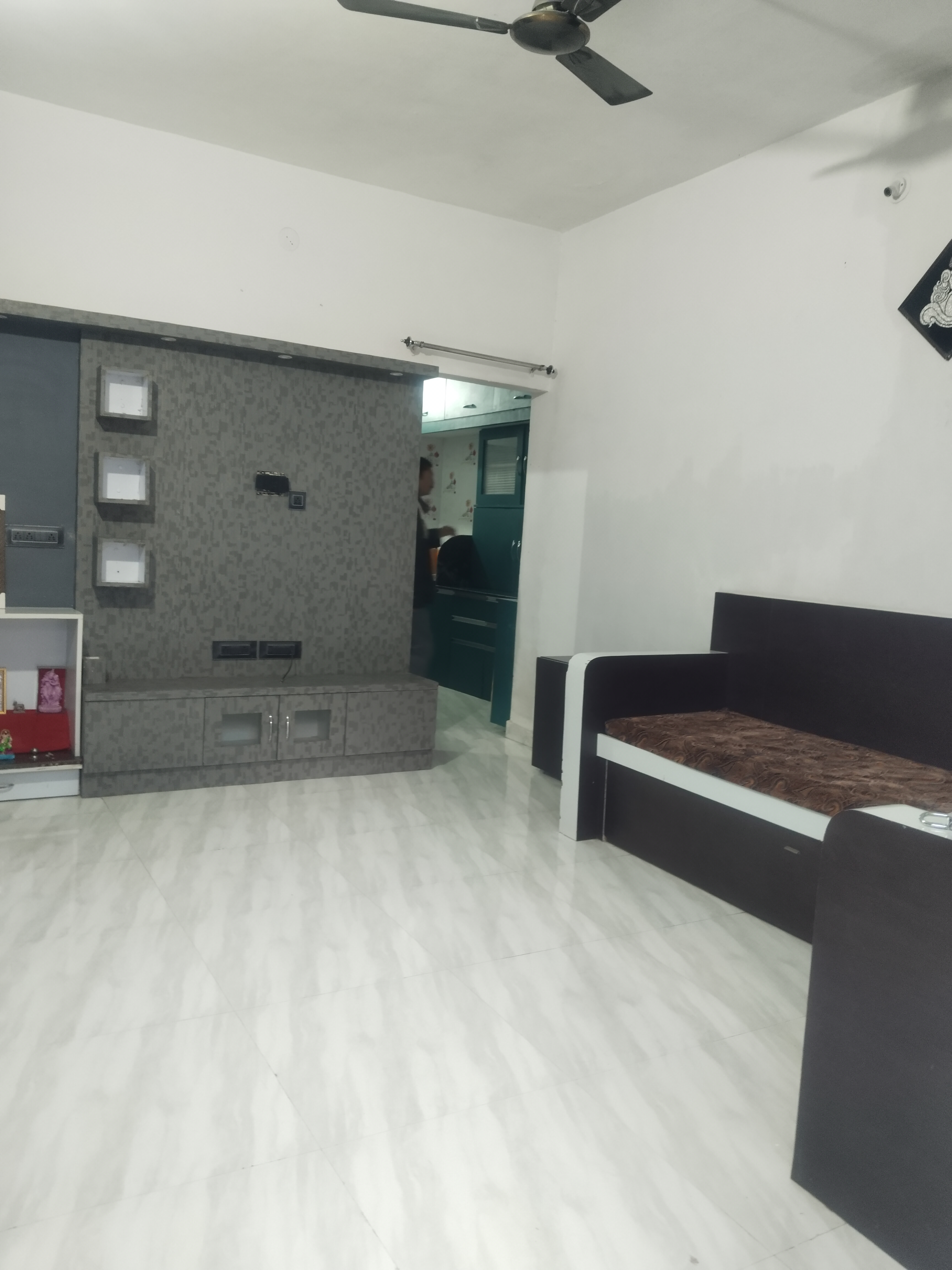 1 BHK Apartment For Rent in Independent House 