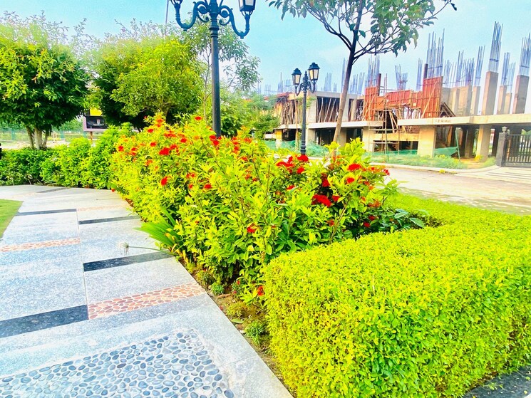 Garden, wing-lucknow-greens-plots  1500 Sq.Ft. Plot In Sultanpur Road Lucknow 9092554