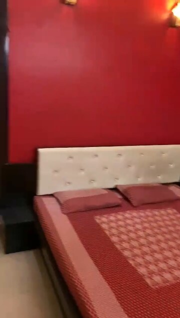 Furnished Amenities in 3 BHK Apartment at SRS Residency, Sector 88 – for Rent