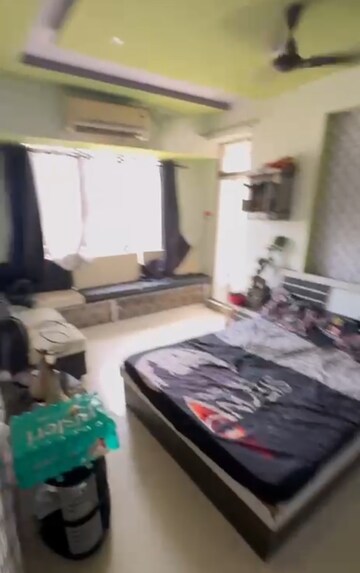 Bedroom in 2.5 BHK Apartment at Symphony Towers Kandivali West, Kandivali West – for Rent