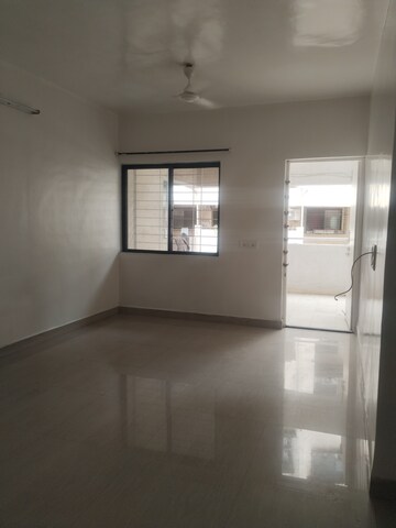 Room in 1 BHK Apartment at Mittal Atria, Dhanori – for Rent