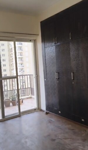 Room in 3.5 BHK Apartment at Dasnac The Jewel, Sector 75 – for Sale