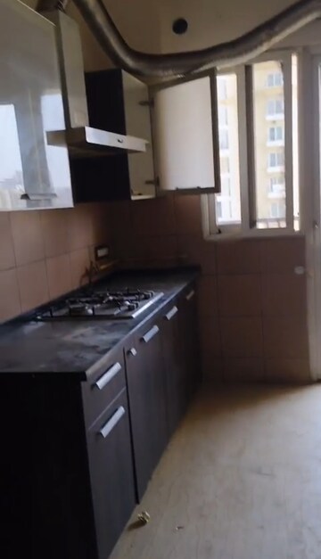 Kitchen in 3.5 BHK Apartment at Dasnac The Jewel, Sector 75 – for Sale