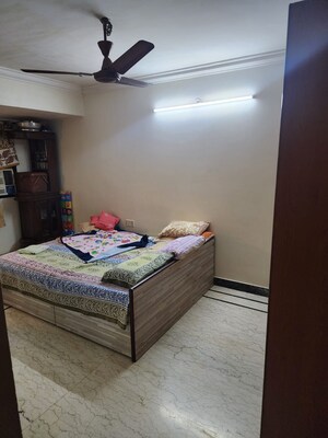Bedroom in 3 BHK Apartment at Andheri West – for Sale
