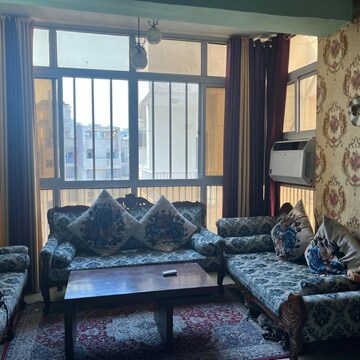 Bedroom in 3 BHK Apartment at Ajnara Daffodil, Sector 137 – for Rent