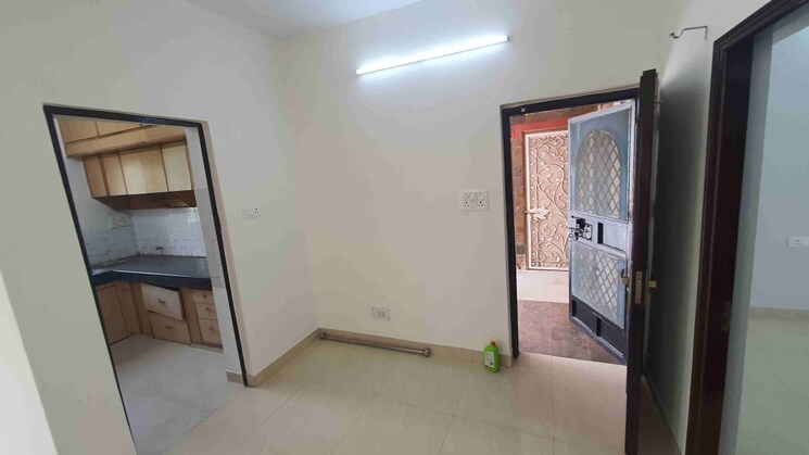 Room, dwarka 1 Bedroom 50 Sq.Mt. Apartment In Dwarka Delhi 9092636