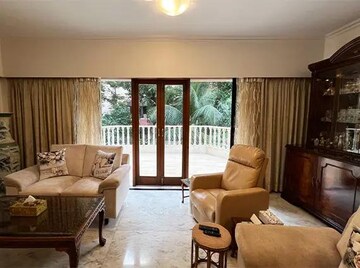 Living Room in 4 BHK Independent House at Andheri West – for Sale