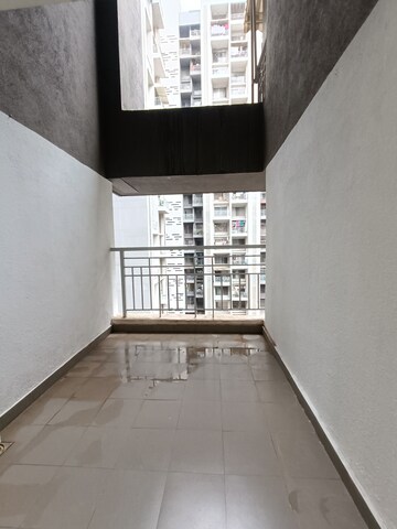 Terrace in 3.5 BHK Apartment at Bramhacorp F Residences, Kalyani Nagar – for Rent
