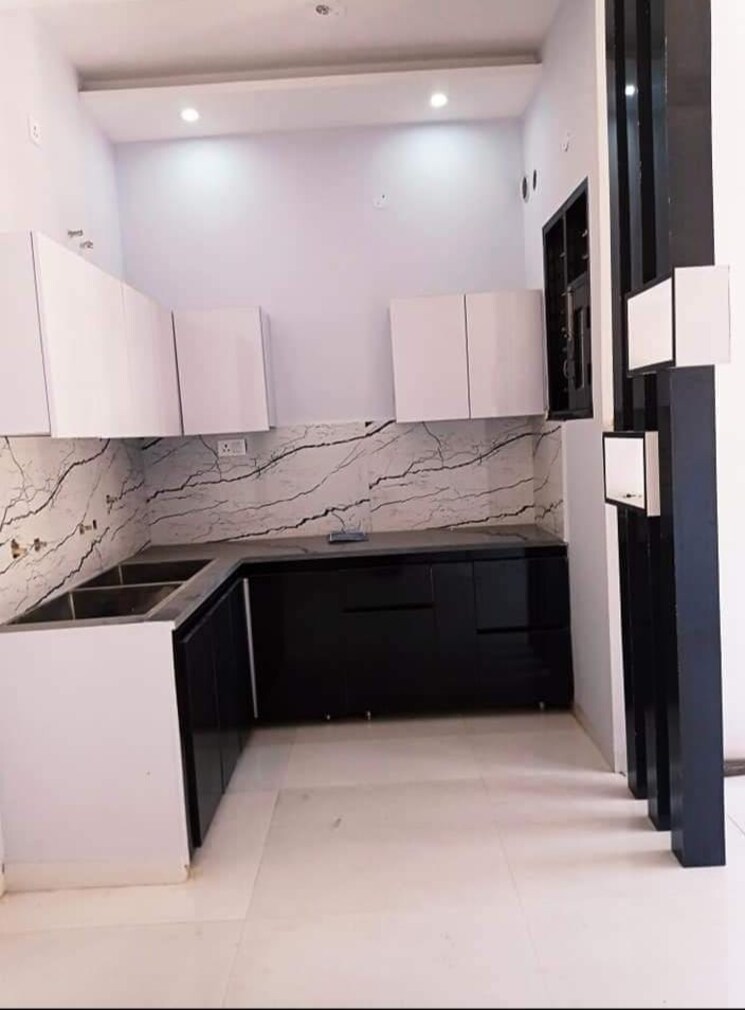 Kitchen, vip road 1 Bedroom 800 Sq.Ft. Apartment In Vip Road Zirakpur 9092675