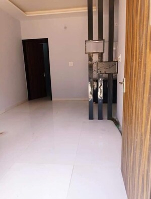 Room in 1 BHK Apartment at Vip Road – for Sale