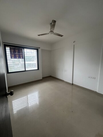 Room in 2 BHK Apartment at Dreams Camellia, Bavdhan – for Rent