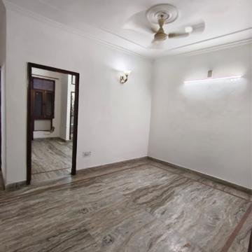 Room in 2 BHK Builder Floor at Vasant Kunj – for Rent