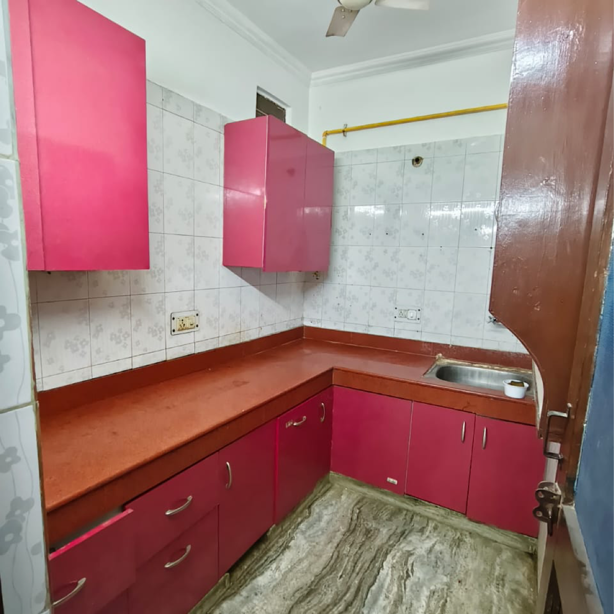 2 BHK + Servant Room Builder Floor For Rent in Vasant Kunj