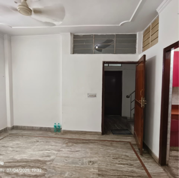 Building Lobby in 2 BHK Builder Floor at Vasant Kunj – for Rent
