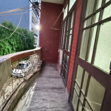 Balcony in 2 BHK Builder Floor at Vasant Kunj – for Rent