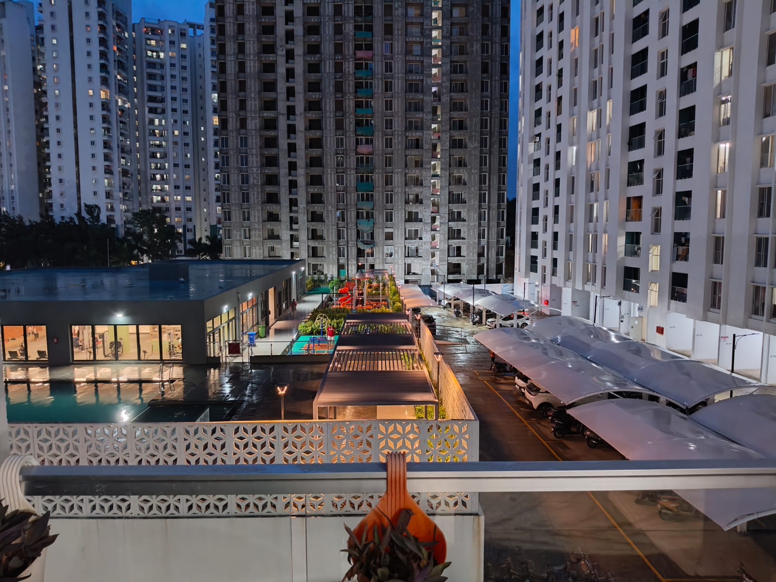 2 BHK Apartment For Rent in Megapolis Serenity