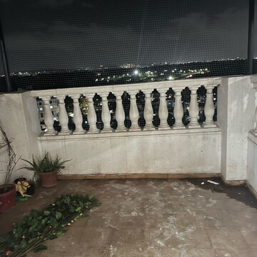Parking in 2 BHK Apartment at Kolte Patil Dew Drops, Shantinagar – for Rent