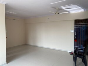 Room in 2 BHK Apartment at Ruparel Iris, Matunga West – for Sale