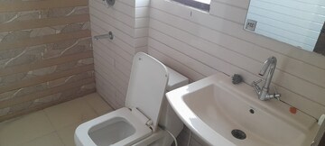 Bathroom in 2 BHK Builder Floor at Sector 57 – for Rent