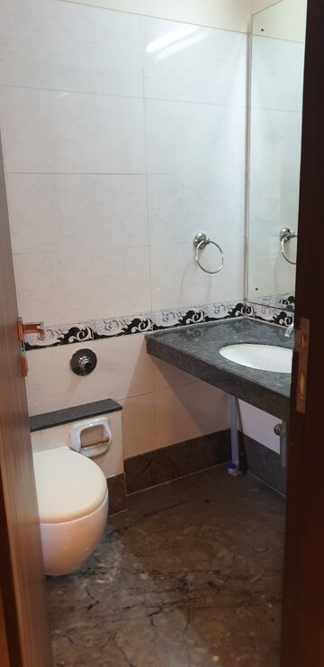 Bathroom in 3.5 BHK Apartment at K Raheja Raheja Classique, Andheri West – for Rent