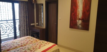 Bedroom in 3.5 BHK Apartment at K Raheja Raheja Classique, Andheri West – for Rent