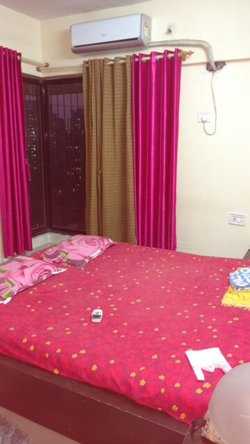 Bedroom in 2 BHK Apartment at GHP Woodland Heights, Chandivali – for Rent