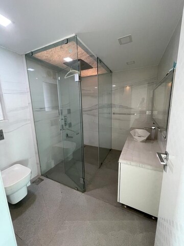 Bathroom in 4 BHK Apartment at Bayview Terraces, Prabhadevi – for Rent