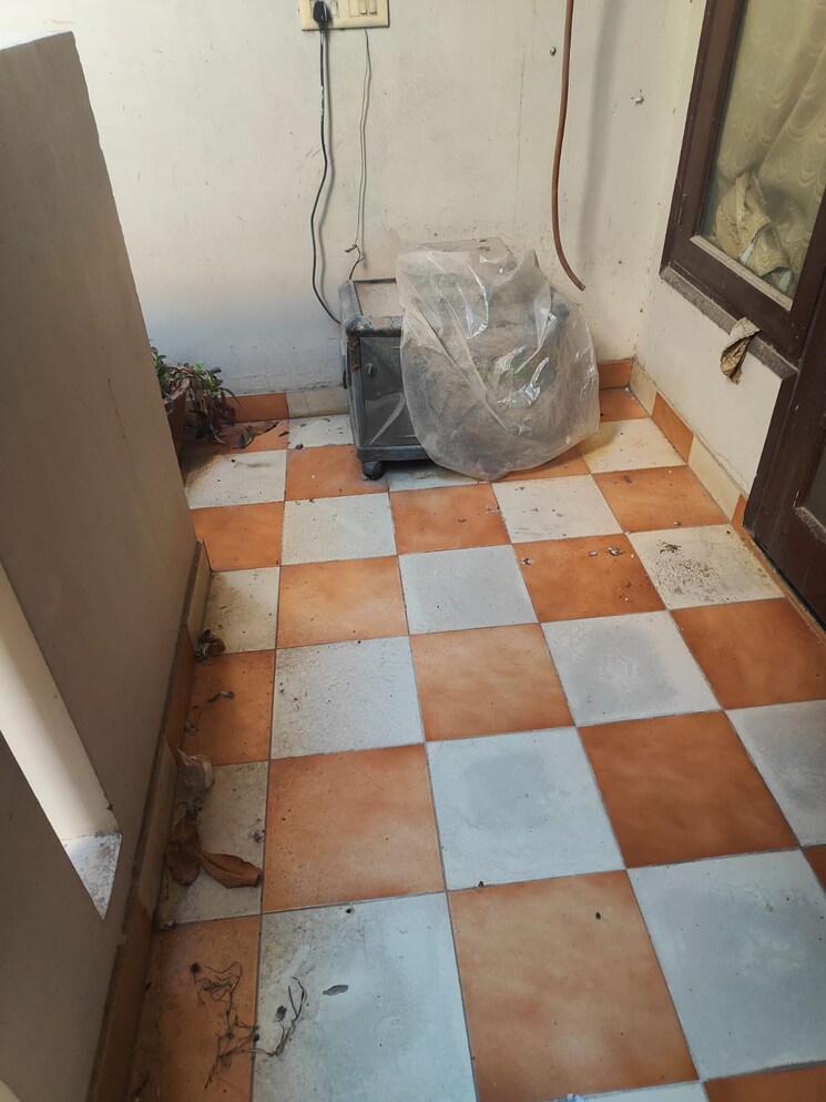 undefined, ardee-city 2 Bedroom 200 Sq.Yd. Builder Floor In Sector 52 Gurgaon 9092816