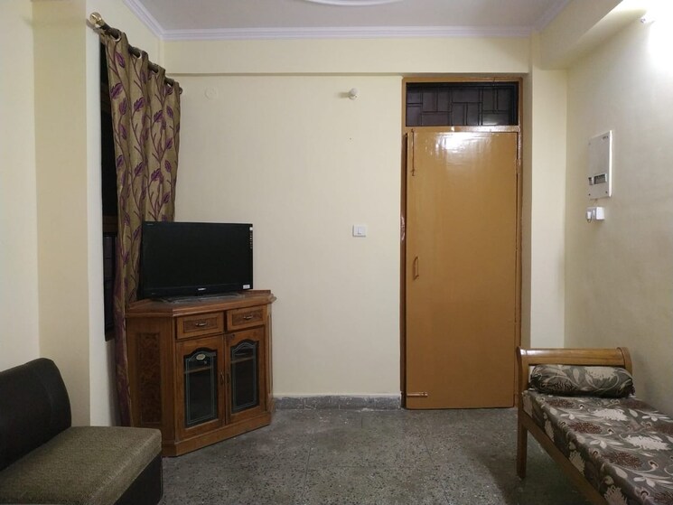 Living Room, molarband 1 Bedroom 516 Sq.Ft. Apartment In Molarband Delhi 9092820
