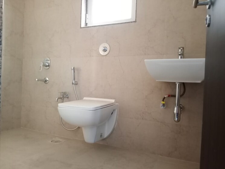 Bathroom, puraniks-tokyo-bay 2 Bedroom 608 Sq.Ft. Apartment In Kasarvadavali Thane 9092838