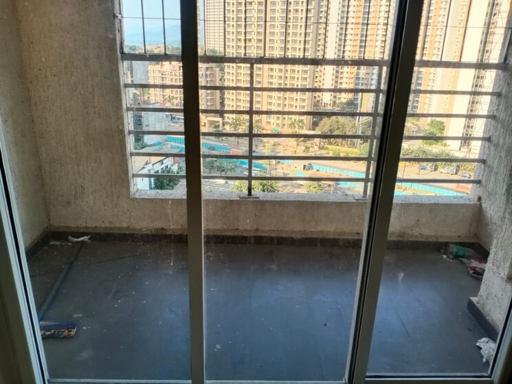 Balcony, puraniks-tokyo-bay 2 Bedroom 608 Sq.Ft. Apartment In Kasarvadavali Thane 9092838