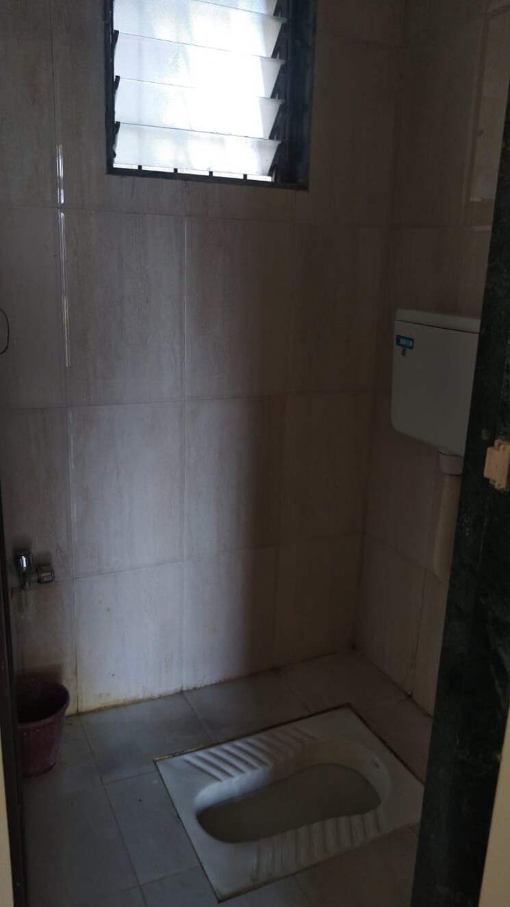 Bathroom, squarefeet-joy-square 1 Bedroom 275 Sq.Ft. Apartment In Kasarvadavali Thane 9092847