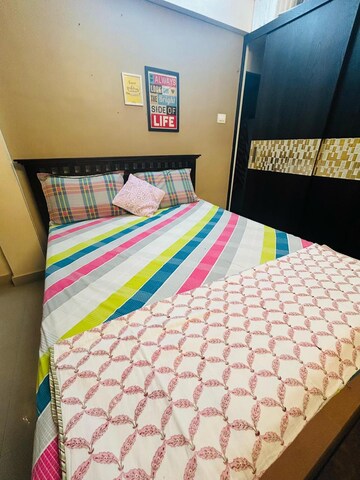 Bedroom in 2 BHK Apartment at Sai CHS Mulund, Mulund East – for Rent