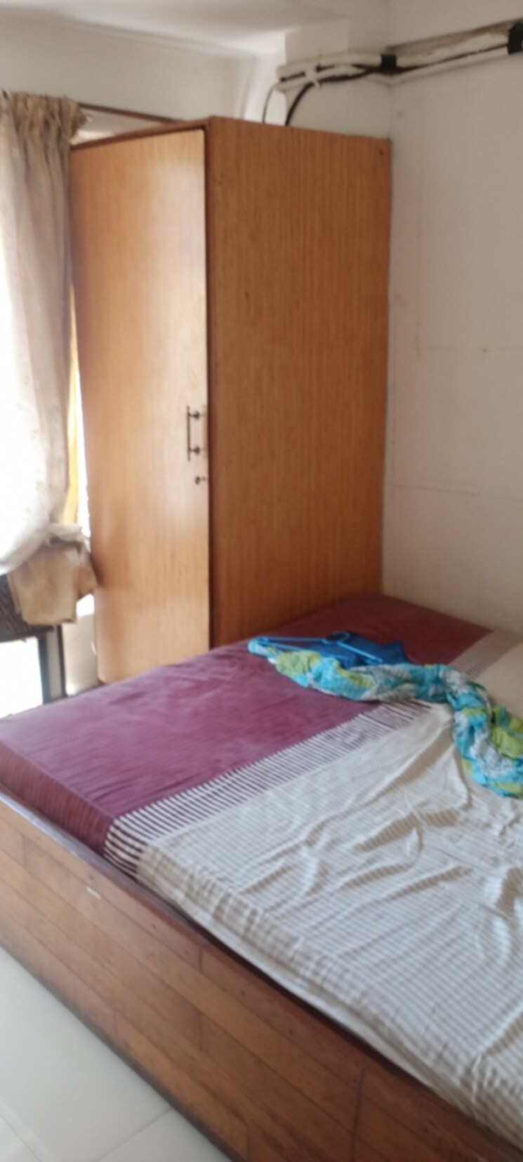 Bedroom, mahakali-model-town 1 RK 400 Sq.Ft. Apartment In Jogeshwari East Mumbai 9092871
