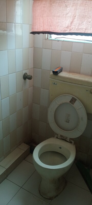 Bathroom in 1 RK Apartment at Mahakali Model Town, Jogeshwari East – for Rent