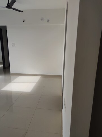 Room in 2 BHK Apartment at Shapoorji Pallonji Joyville Hinjewadi Phase 2, Hinjewadi – for Rent