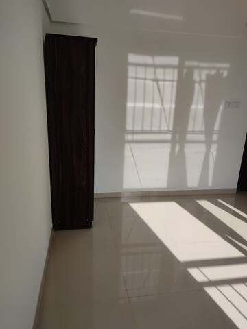 Room in 2 BHK Apartment at Shapoorji Pallonji Joyville Hinjewadi Phase 2, Hinjewadi – for Rent
