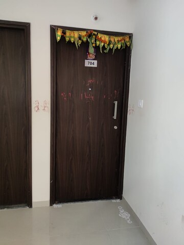 Room in 2 BHK Apartment at Shapoorji Pallonji Joyville Hinjewadi Phase 2, Hinjewadi – for Rent