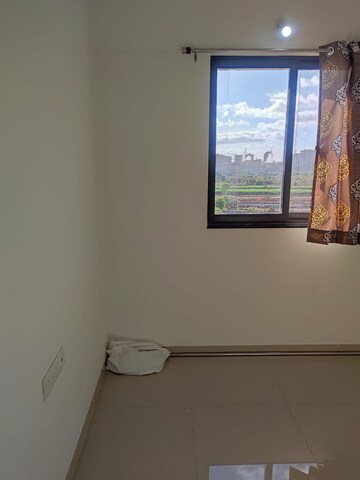 Room in 2 BHK Apartment at Shapoorji Pallonji Joyville Hinjewadi Phase 2, Hinjewadi – for Rent