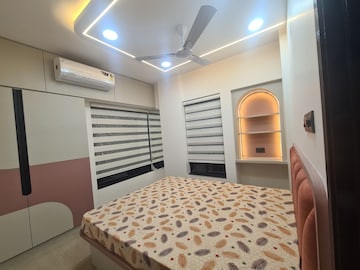 Bedroom in 2 BHK Apartment at Tirupati Campus, Tingre Nagar – for Rent