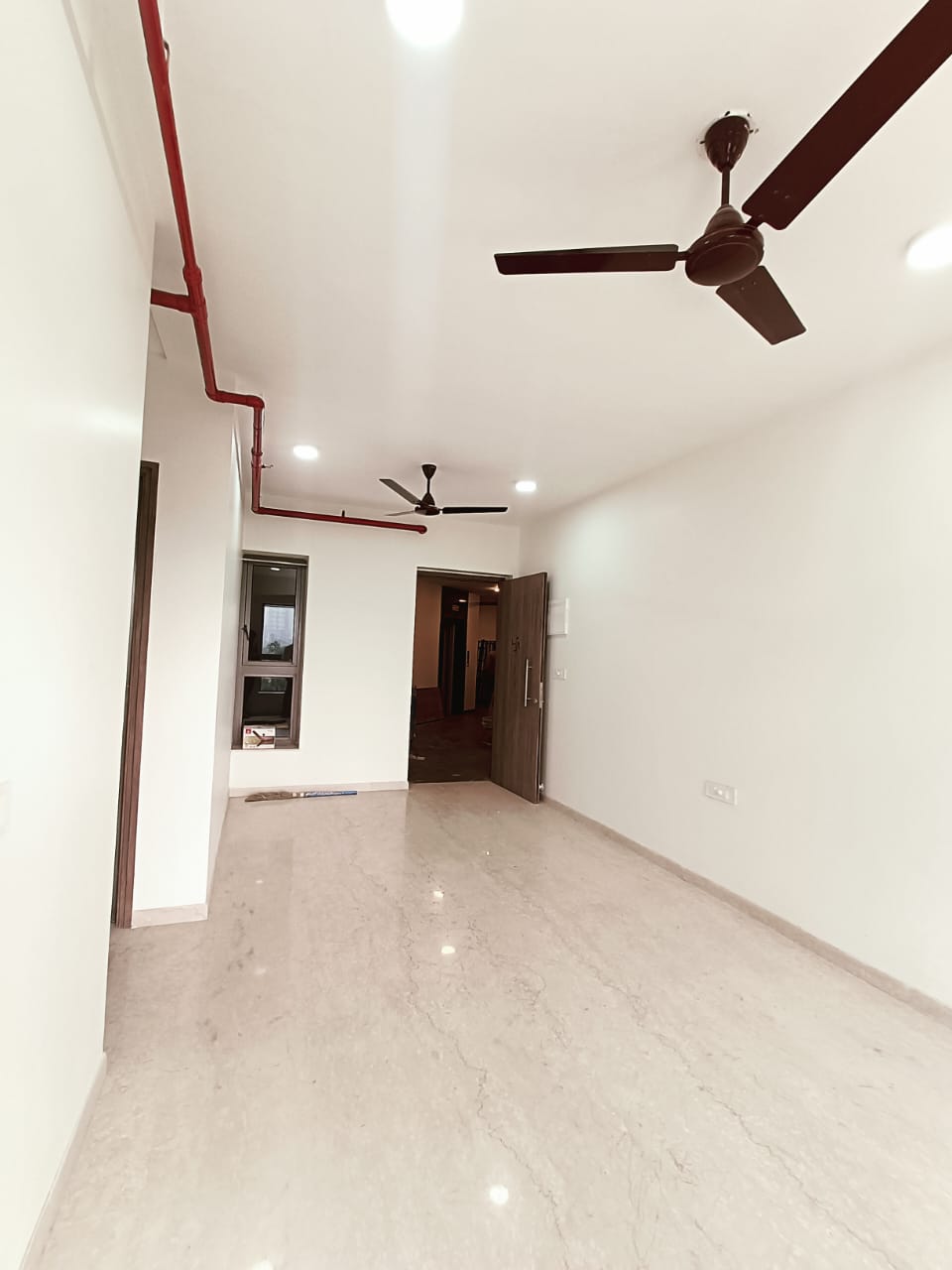 2 BHK + Extra Room Apartment For Rent in Kalpataru Paramount