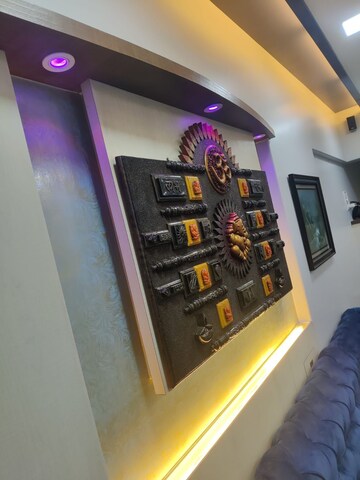 Furnished Amenities in 2 BHK Apartment at Malad Apartment, Malad West – for Rent