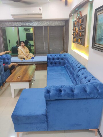 Living Room in 2 BHK Apartment at Malad Apartment, Malad West – for Rent