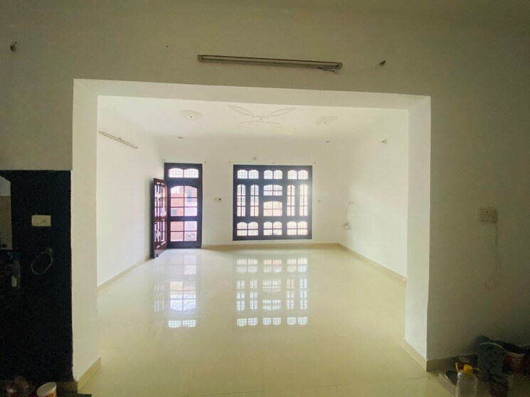 Room, nirala-estate-ii 3 Bedroom 1385 Sq.Ft. Apartment In Tech Zone 4 Greater Noida Greater Noida 9092907