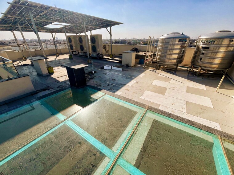 Terrace, mansarovar extension 6+ Bedroom 450 Sq.Yd. Independent House In Mansarovar Extension Jaipur 9092947