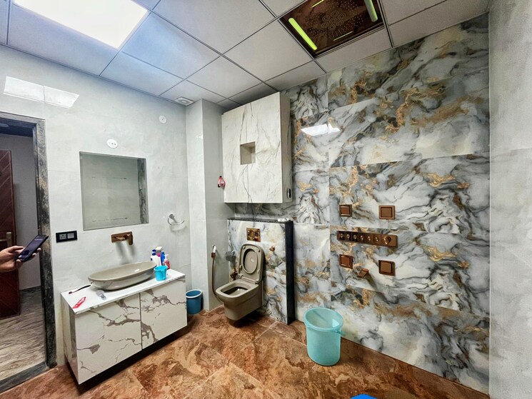 Washroom, mansarovar extension 6+ Bedroom 450 Sq.Yd. Independent House In Mansarovar Extension Jaipur 9092947