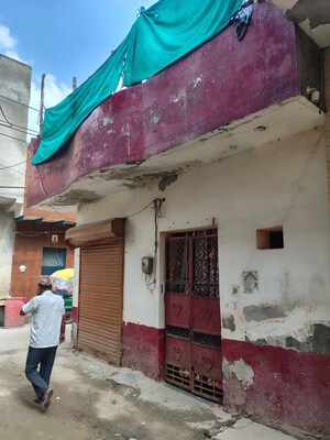 Furnished Amenities in 2 BHK Independent House at Sector 23 – for Sale